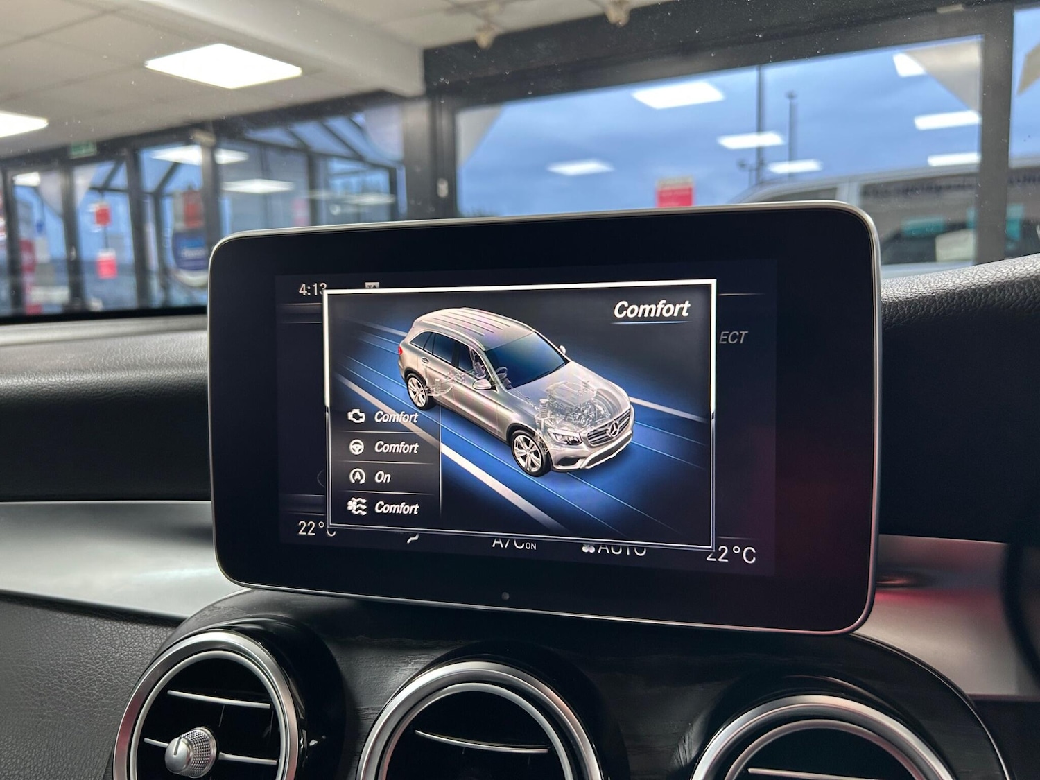 Used Mercedes-Benz GLC 2017 for sale - 76059893: Photo 25