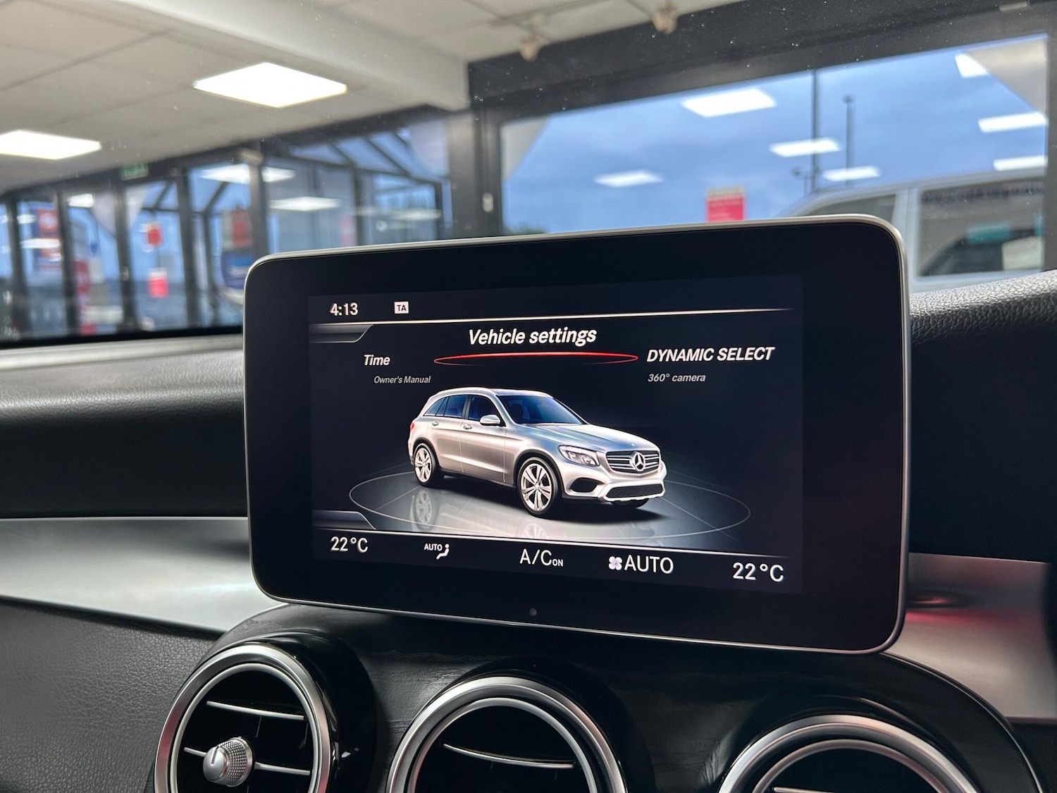 Used Mercedes-Benz GLC 2017 for sale - 76059893: Photo 27