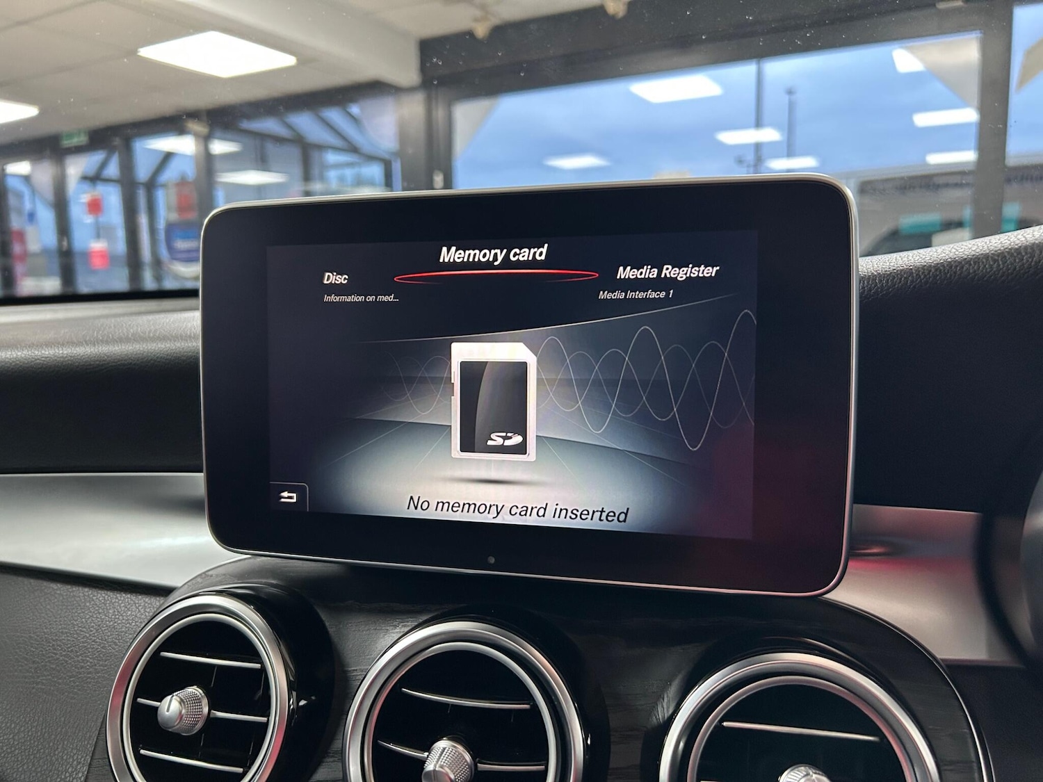 Used Mercedes-Benz GLC 2017 for sale - 76059893: Photo 30