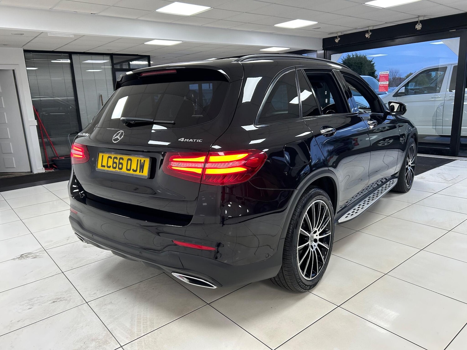 Used Mercedes-Benz GLC 2017 for sale - 76059893: Photo 52