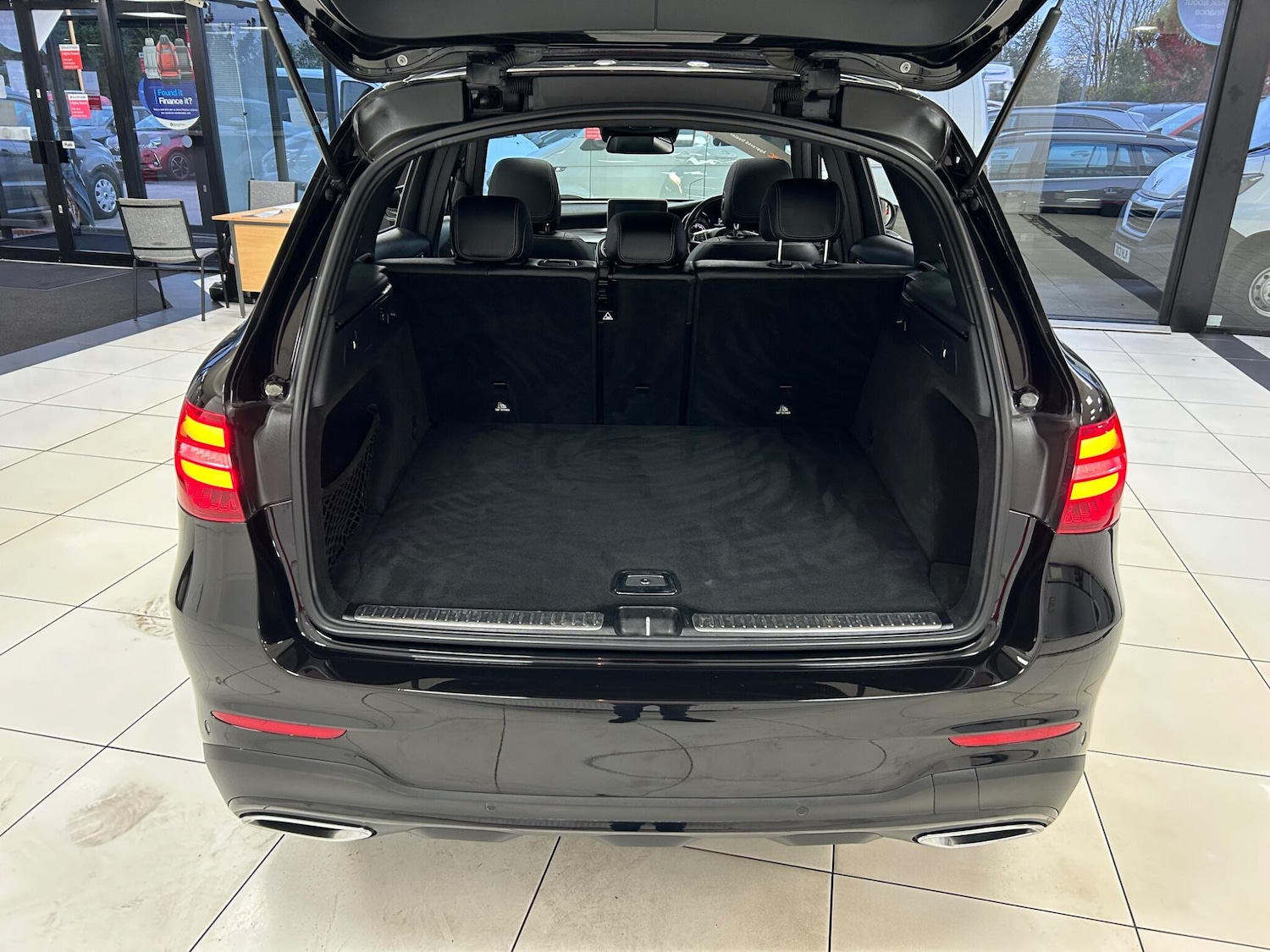 Used Mercedes-Benz GLC 2017 for sale - 76059893: Photo 53