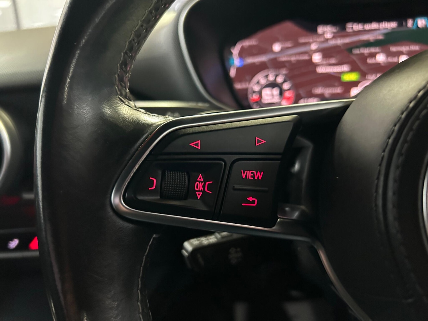 Used Audi TTS 2015 for sale - 76935790: Photo 31