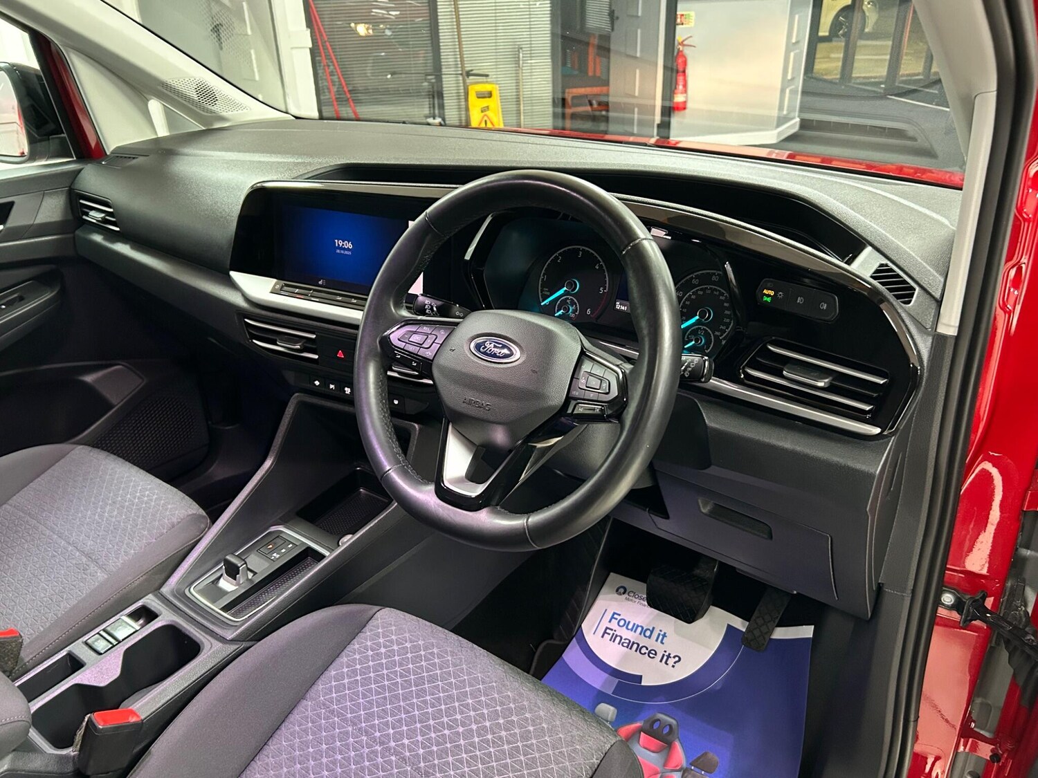 Used Ford Tourneo Connect 2023 for sale - 75564308: Photo 56