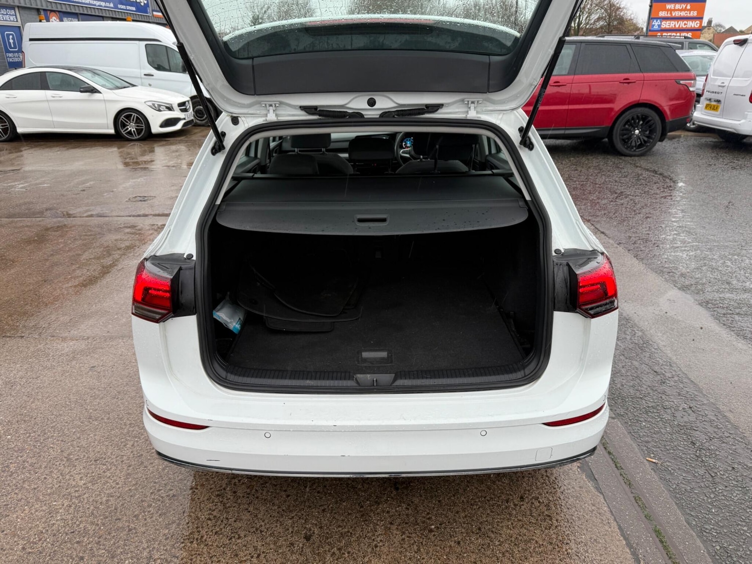 Used Volkswagen Golf 2021 for sale - 76743289: Photo 26