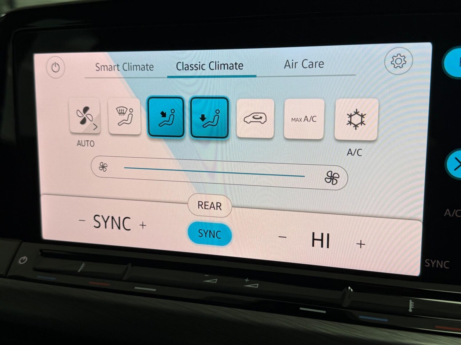 Used Volkswagen Golf 2021 for sale - 76743289: Photo 30