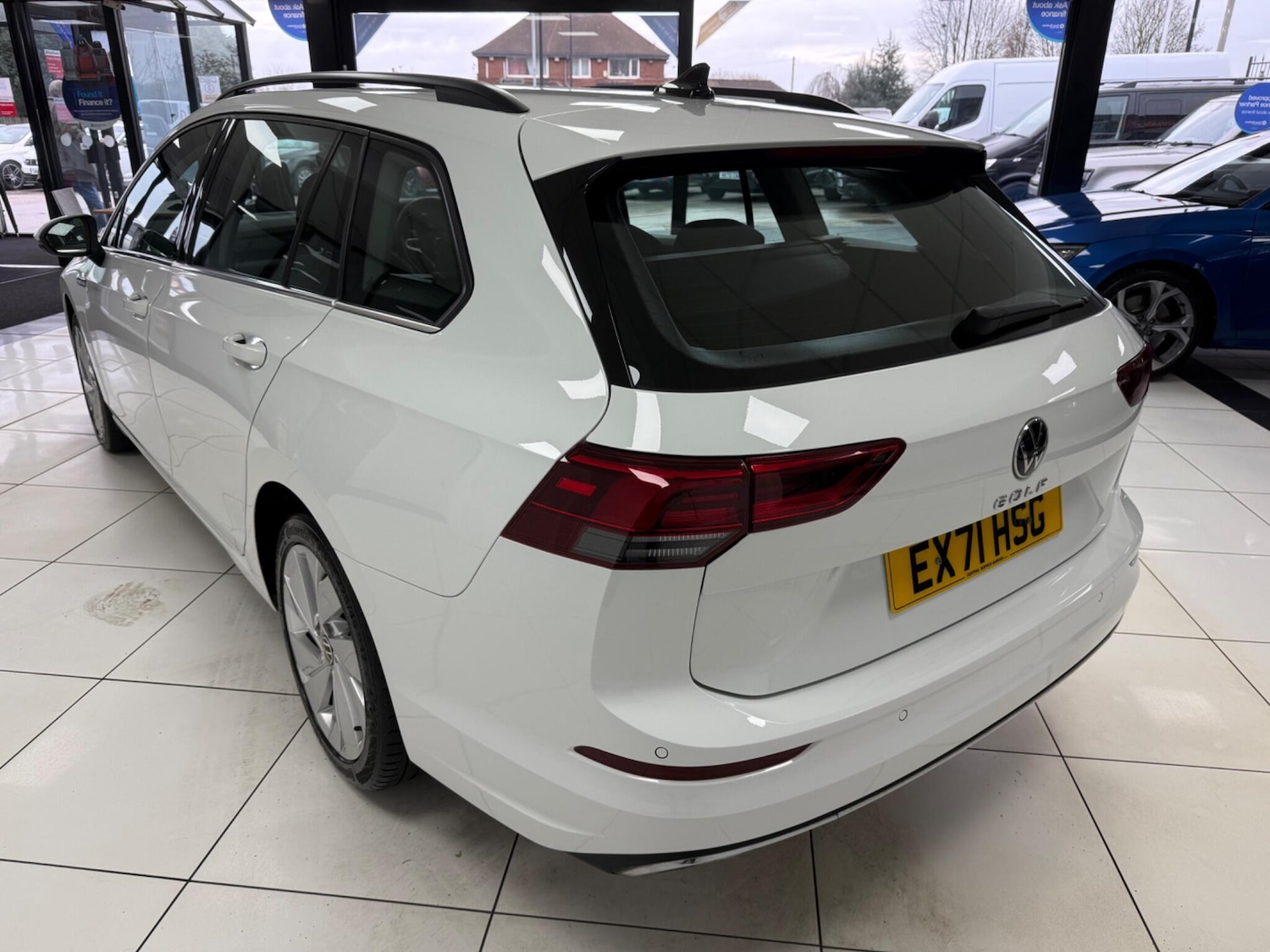 Used Volkswagen Golf 2021 for sale - 76743289: Photo 64