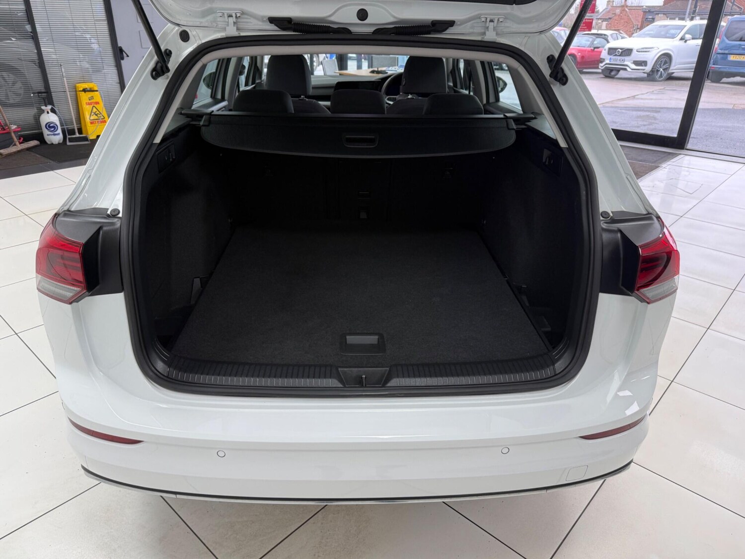 Used Volkswagen Golf 2021 for sale - 76743289: Photo 67