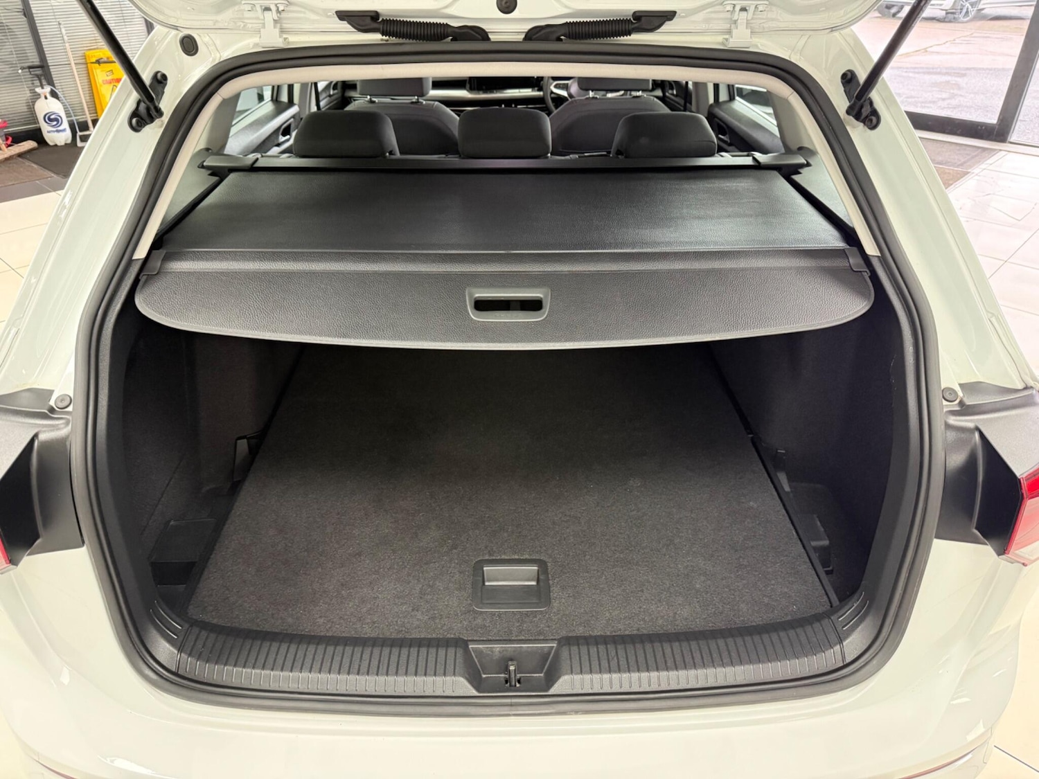 Used Volkswagen Golf 2021 for sale - 76743289: Photo 68