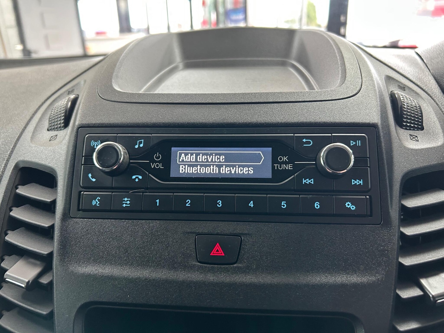 Used Ford Transit Connect 2020 for sale - 76472896: Photo 15