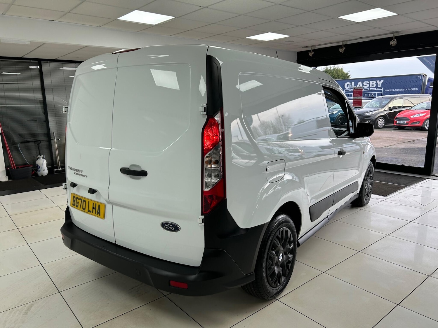 Used Ford Transit Connect 2020 for sale - 76472896: Photo 33