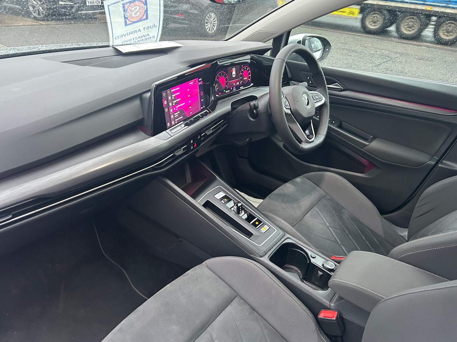 Used Volkswagen Golf 2020 for sale - 76952975: Photo 11