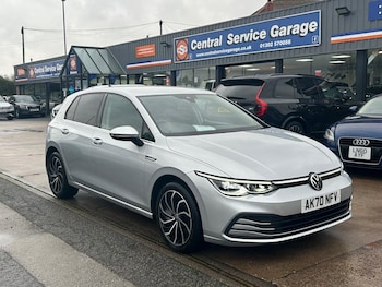 Used Volkswagen Golf 2020 for sale - 76952975: Photo