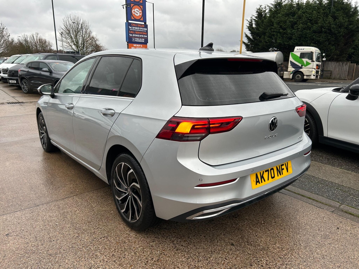 Used Volkswagen Golf 2020 for sale - 76952975: Photo 21