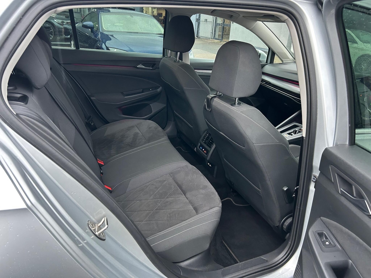 Used Volkswagen Golf 2020 for sale - 76952975: Photo 9