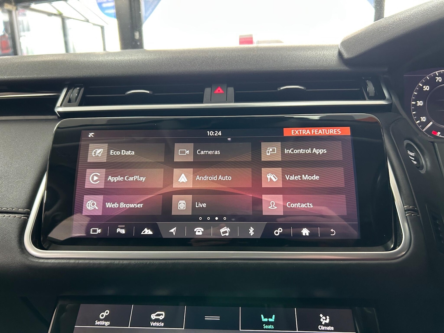 Used Land Rover Range Rover Velar 2017 for sale - 77497423: Photo 24