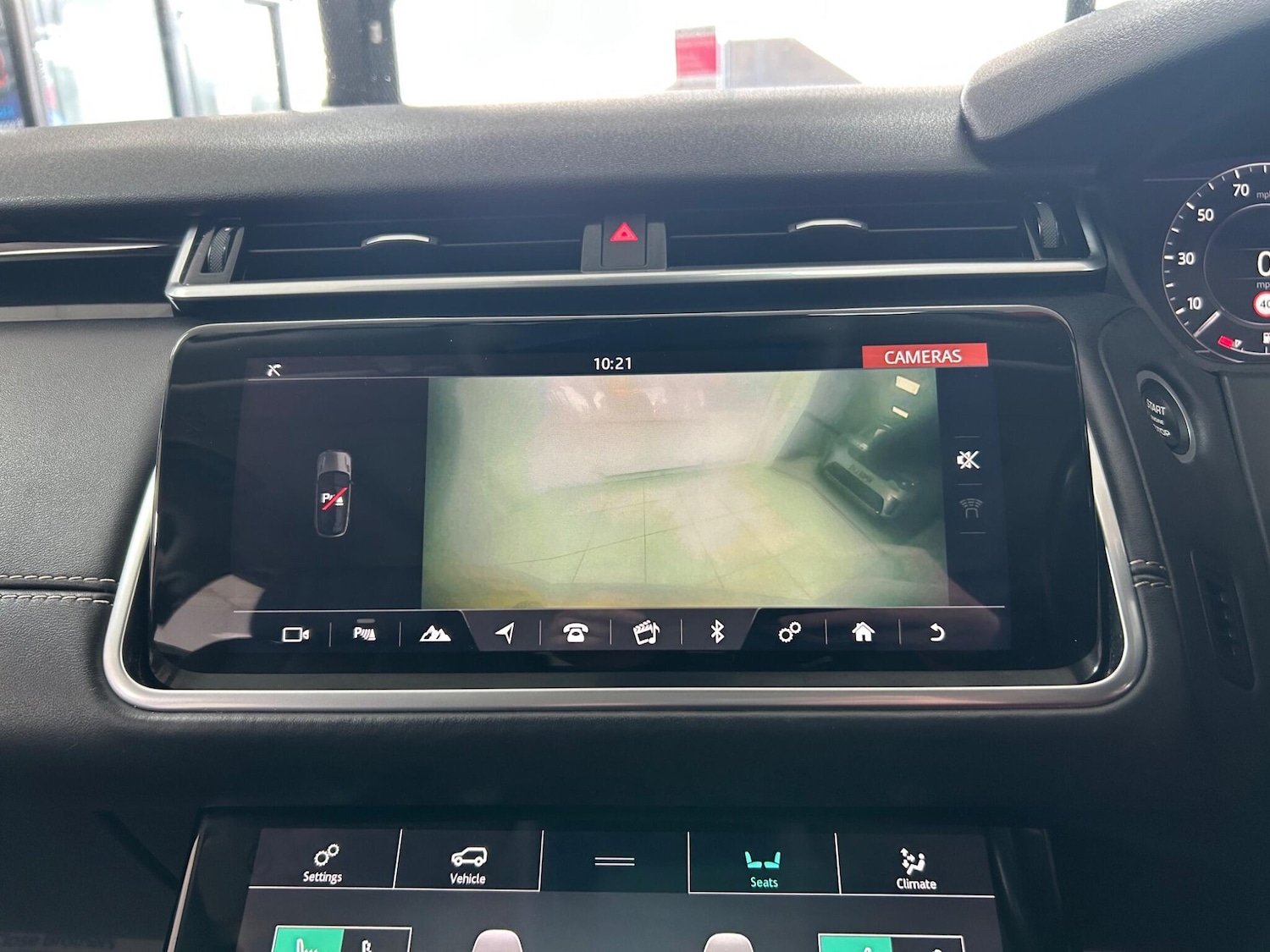 Used Land Rover Range Rover Velar 2017 for sale - 77497423: Photo 35