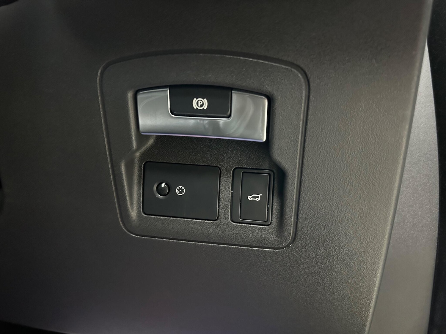 Used Land Rover Range Rover Velar 2017 for sale - 77497423: Photo 53