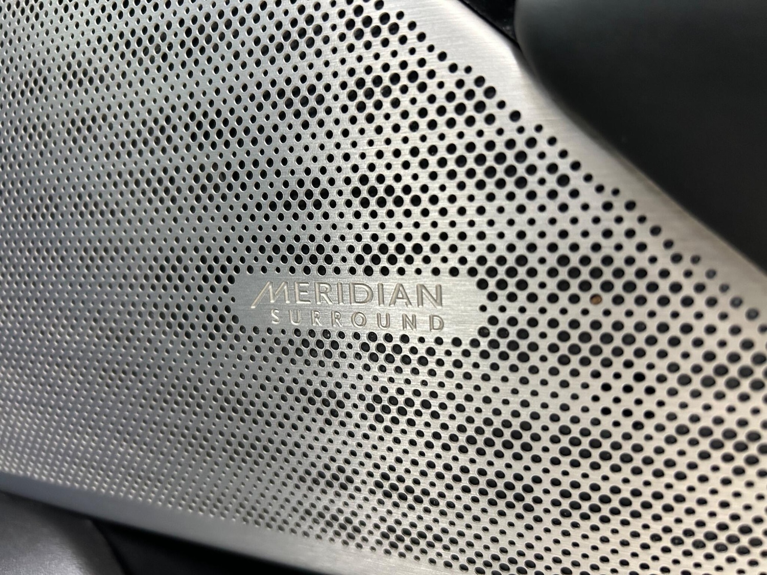 Used Land Rover Range Rover Velar 2017 for sale - 77497423: Photo 54