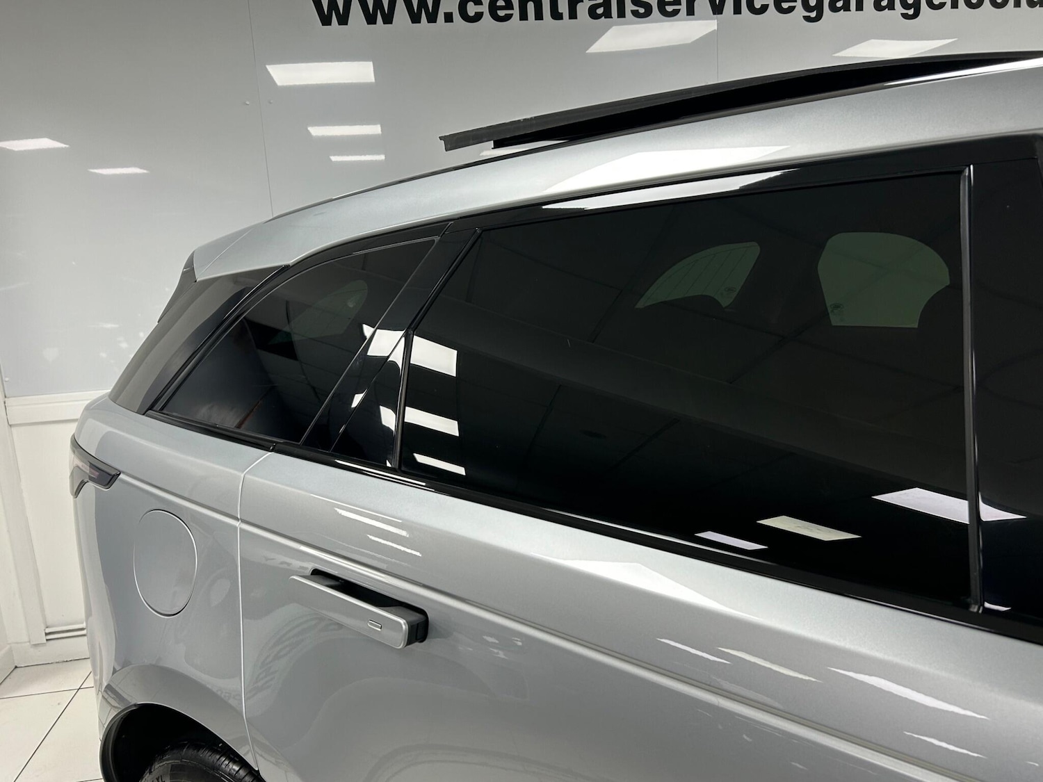 Used Land Rover Range Rover Velar 2017 for sale - 77497423: Photo 67