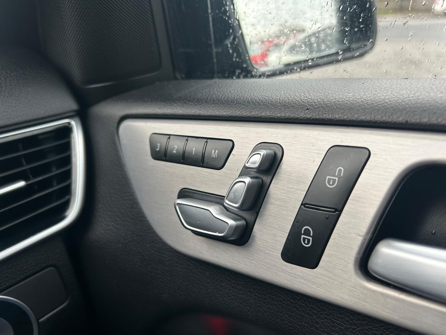 Used Mercedes-Benz GLE 2018 for sale - 77705411: Photo 24