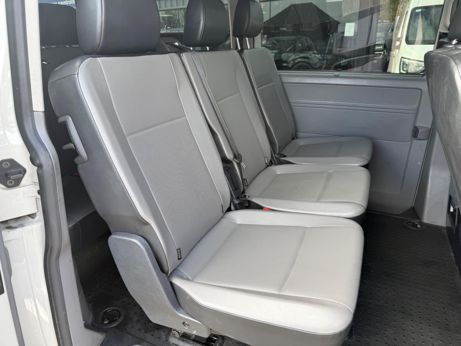 Used Volkswagen Transporter Shuttle for sale - 78047337: Photo 11