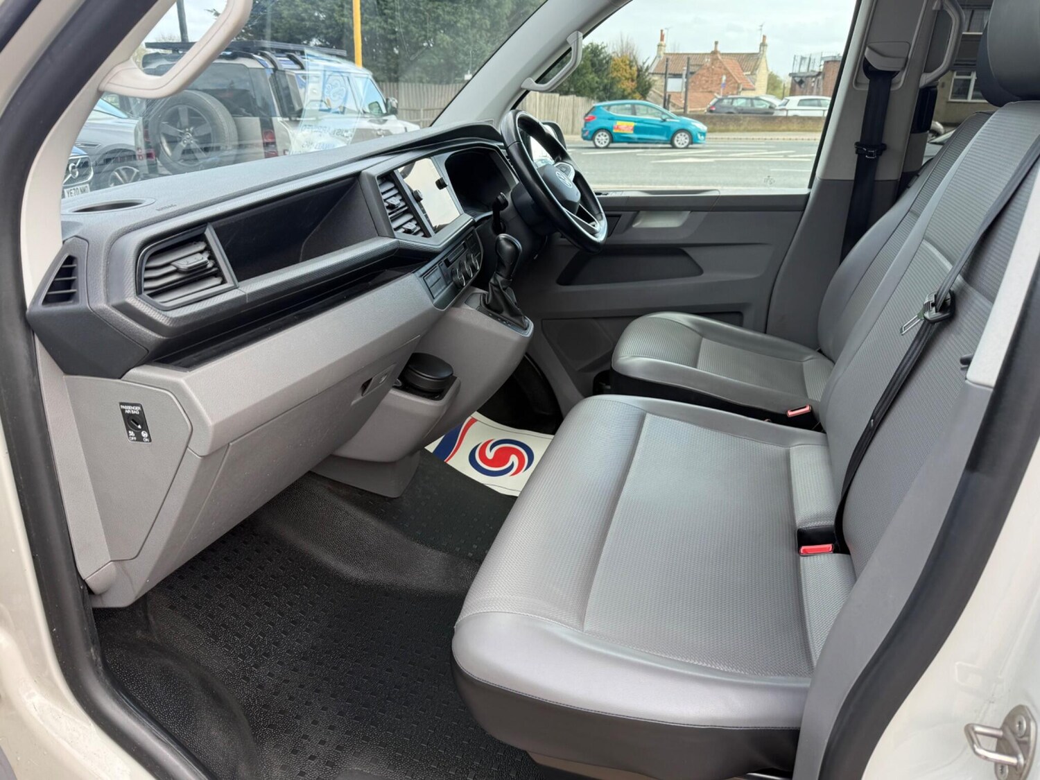 Used Volkswagen Transporter Shuttle for sale - 78047337: Photo 13