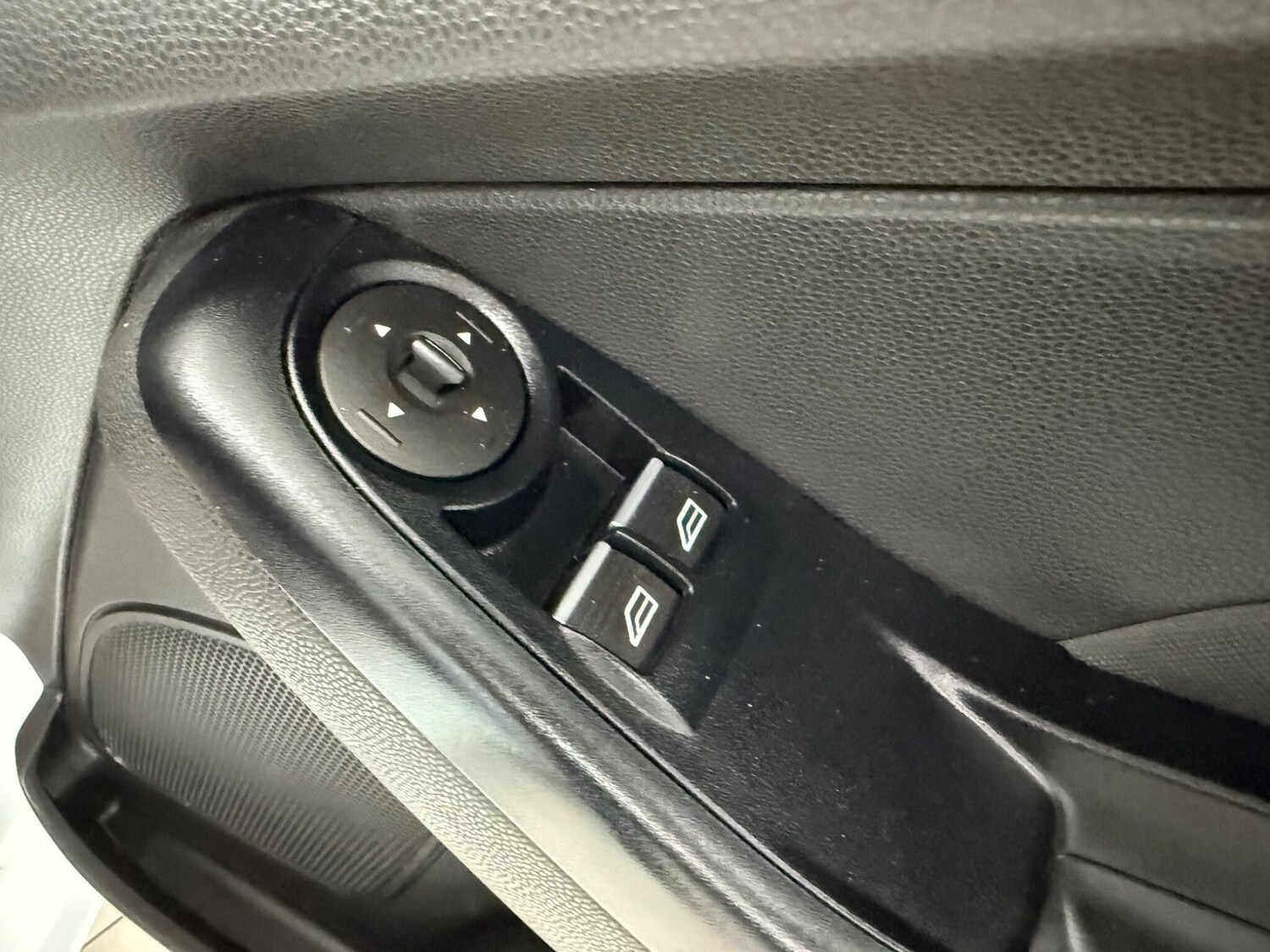 Used Ford Fiesta Van 2016 for sale - 75414924: Photo 30