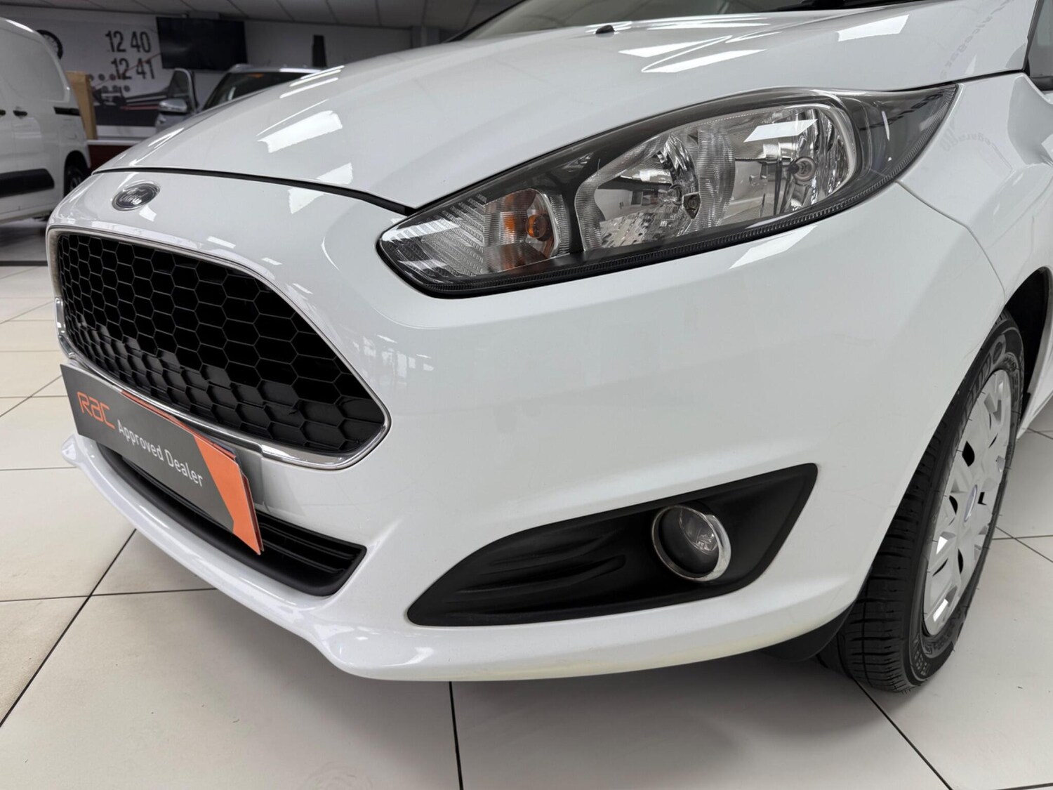 Used Ford Fiesta Van 2016 for sale - 75414924: Photo 46