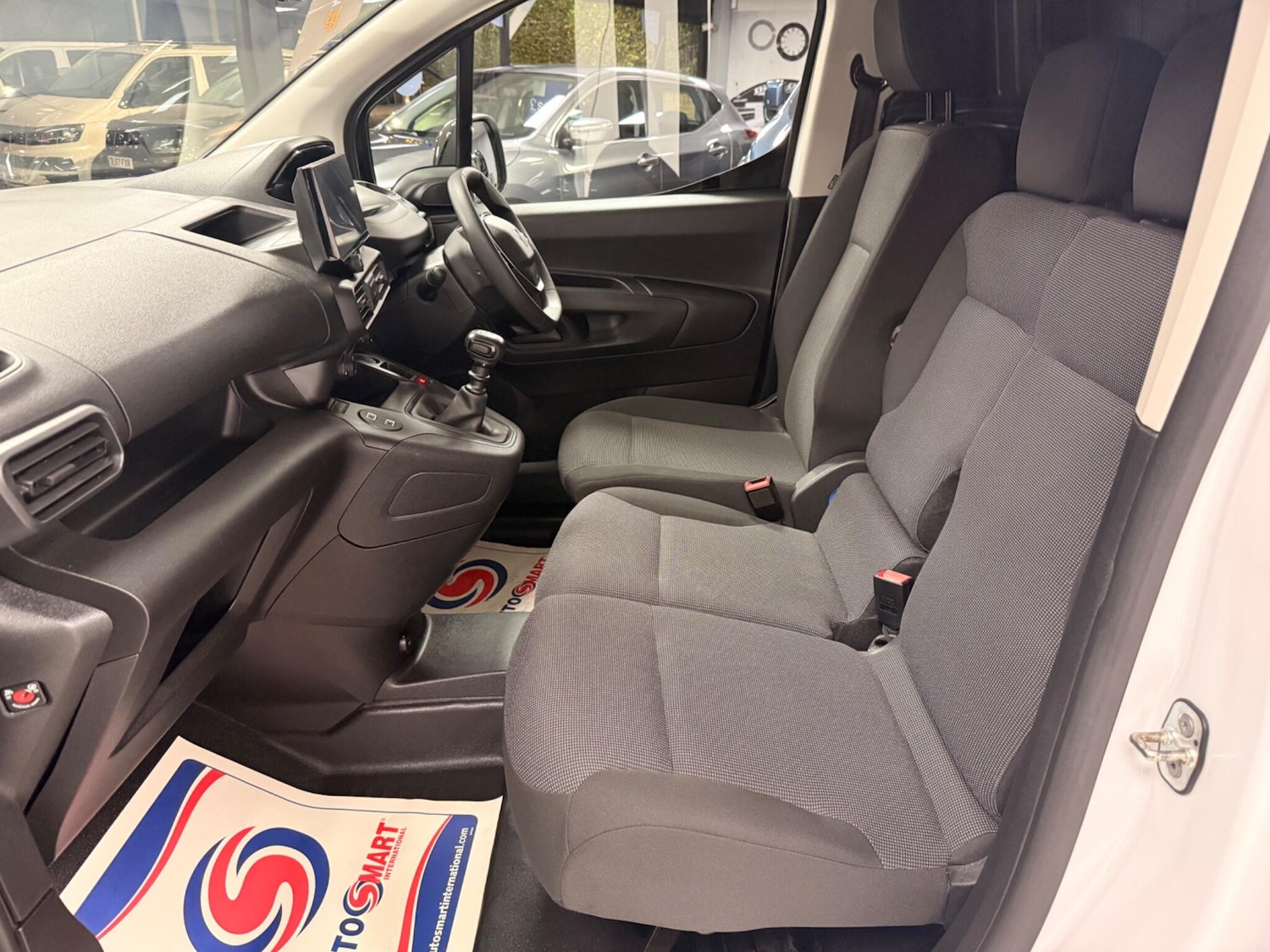 Used Peugeot Partner 2024 for sale - 76701922: Photo 12