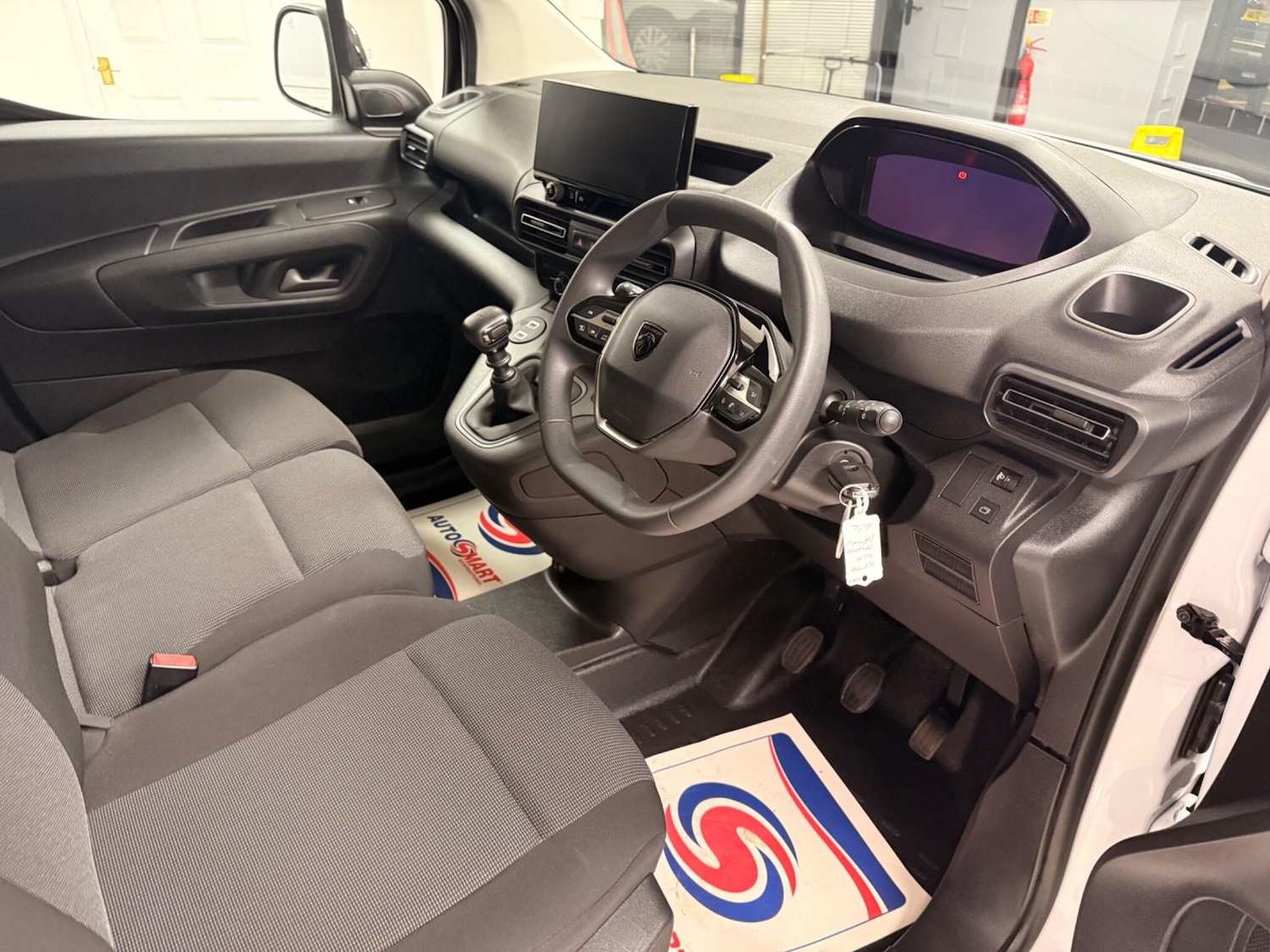 Used Peugeot Partner 2024 for sale - 76701922: Photo 6