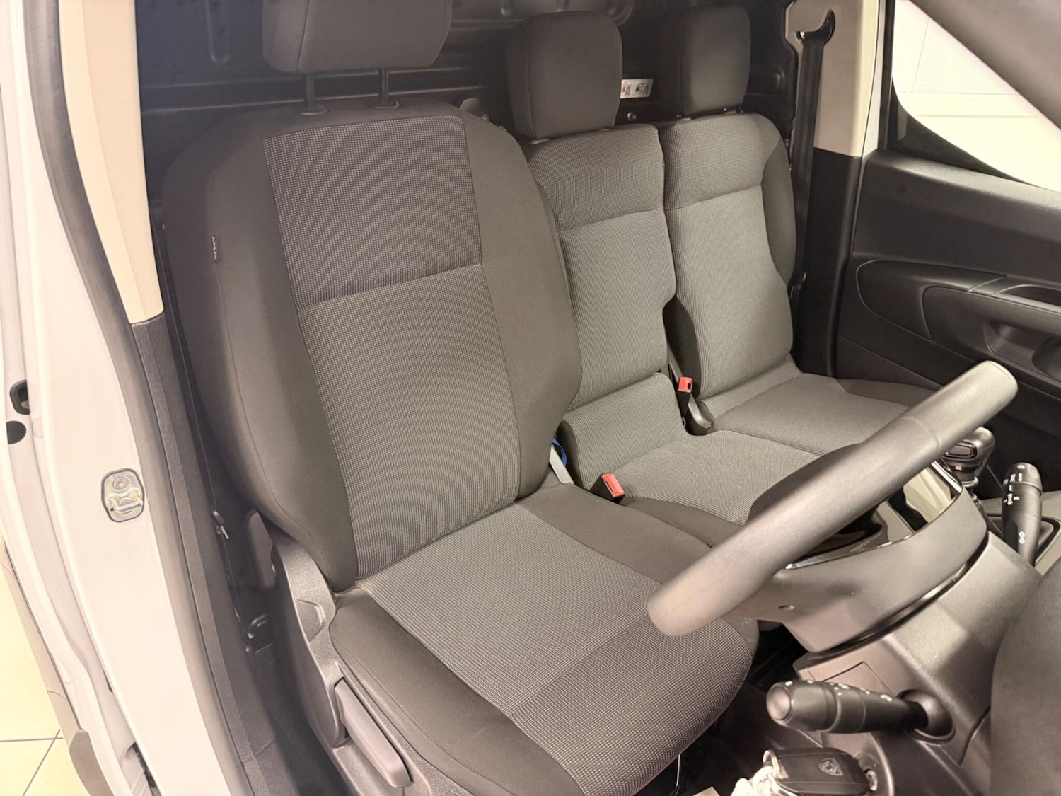 Used Peugeot Partner 2024 for sale - 76701922: Photo 9