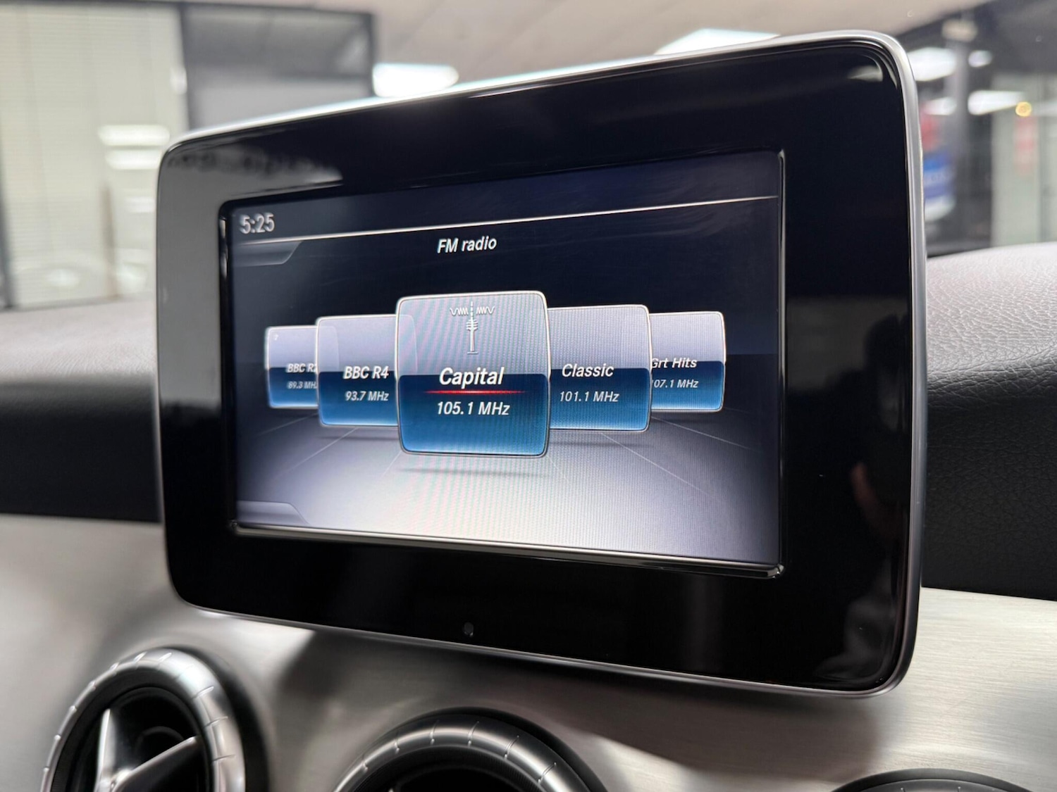 Used Mercedes-Benz CLA 2018 for sale - 77142973: Photo 31