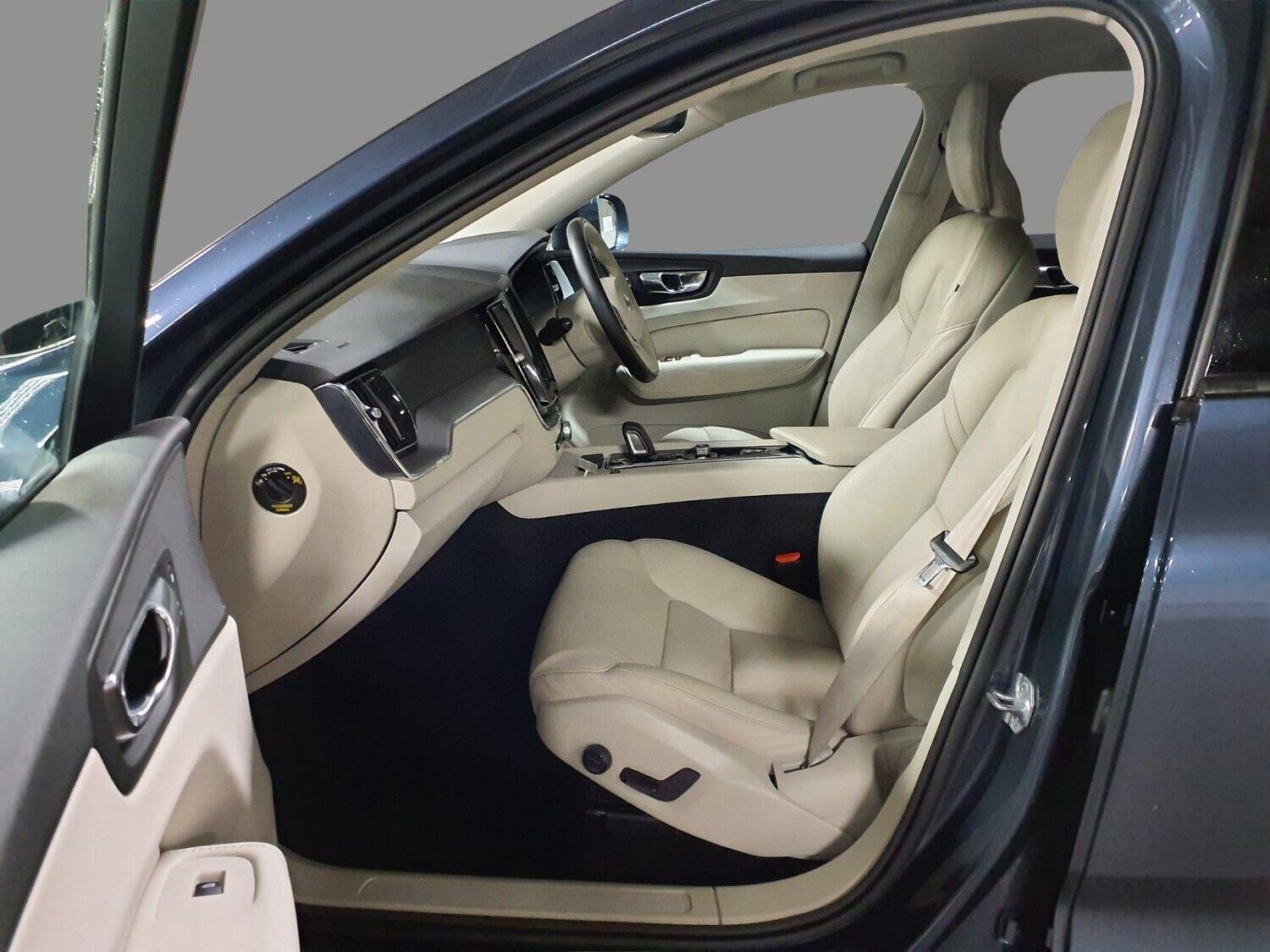 Used Volvo XC60 2020 for sale - 77344831: Photo 7