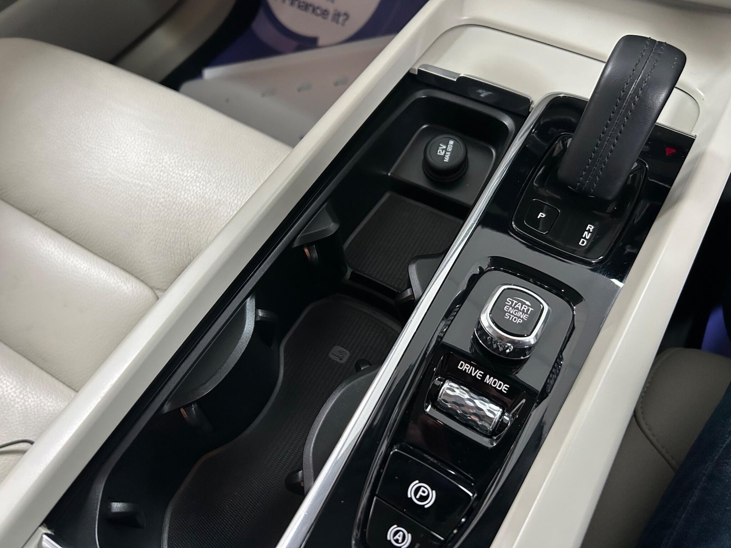 Used Volvo XC60 2020 for sale - 77412205: Photo 35