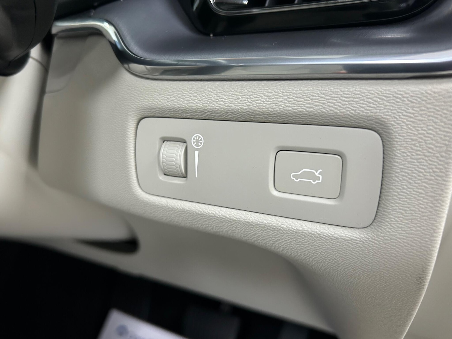 Used Volvo XC60 2020 for sale - 77412205: Photo 36