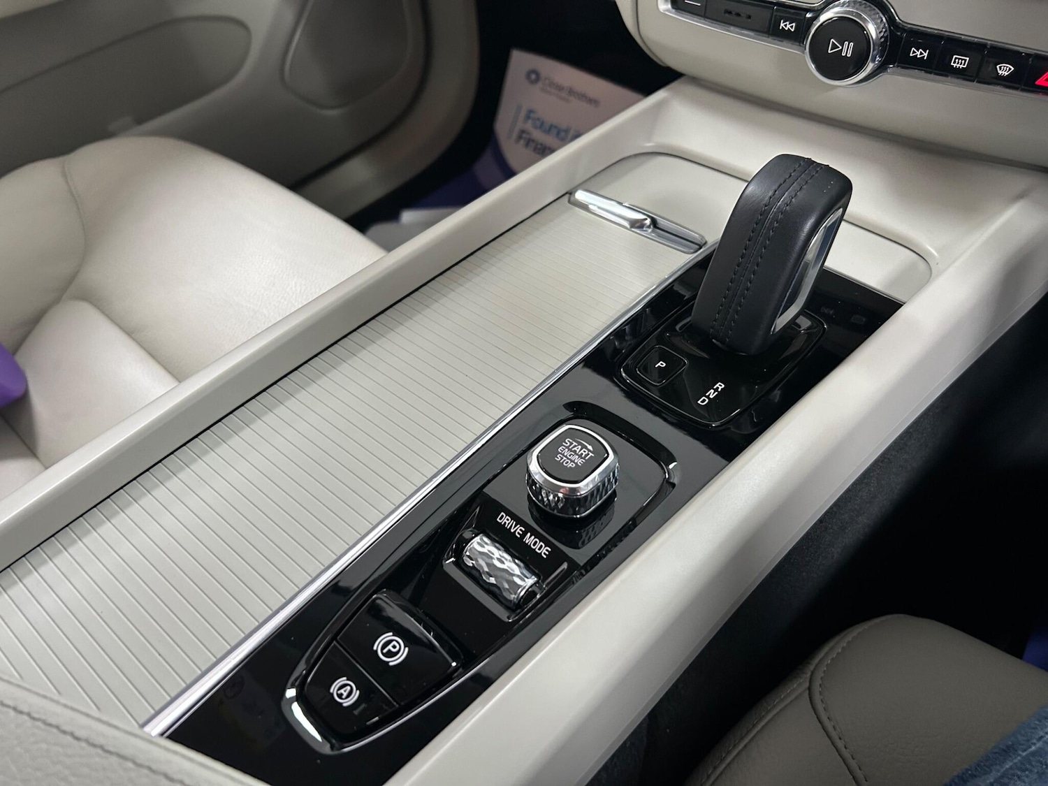 Used Volvo XC60 2020 for sale - 77412205: Photo 39