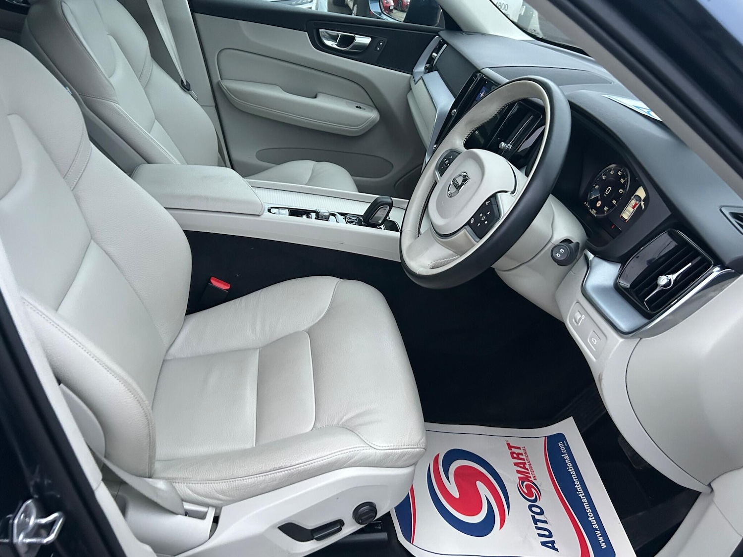 Used Volvo XC60 2020 for sale - 77412205: Photo 9