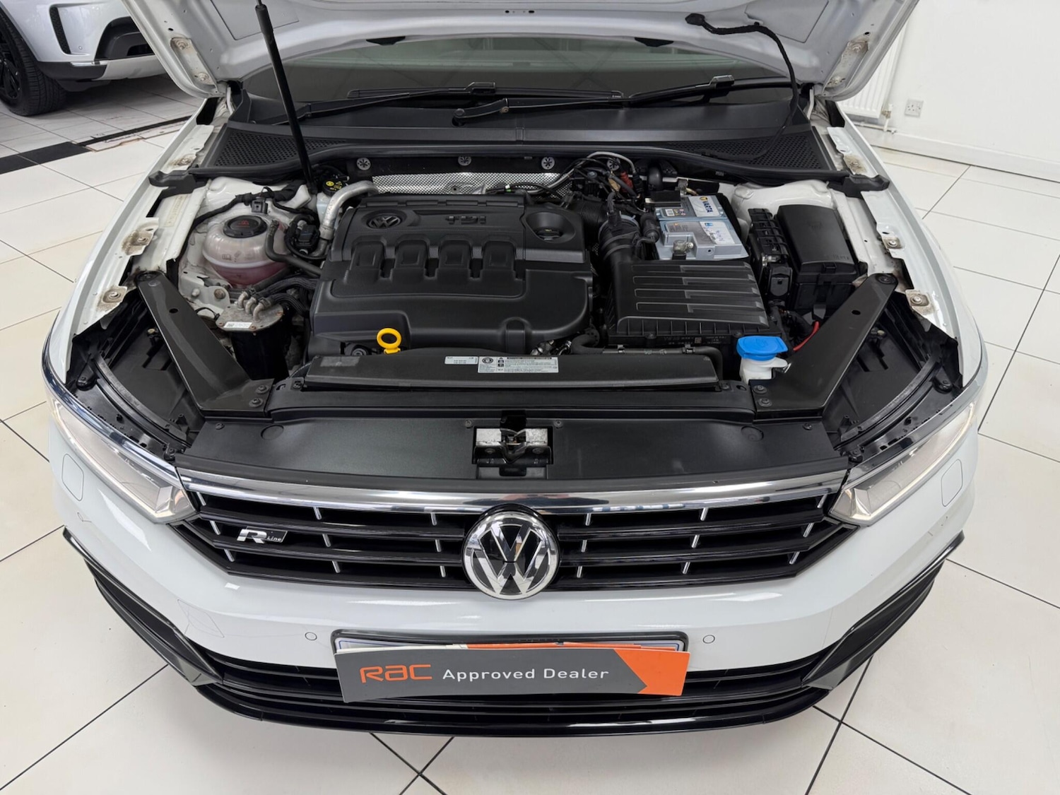 Used Volkswagen Passat for sale - 77344682: Photo 79