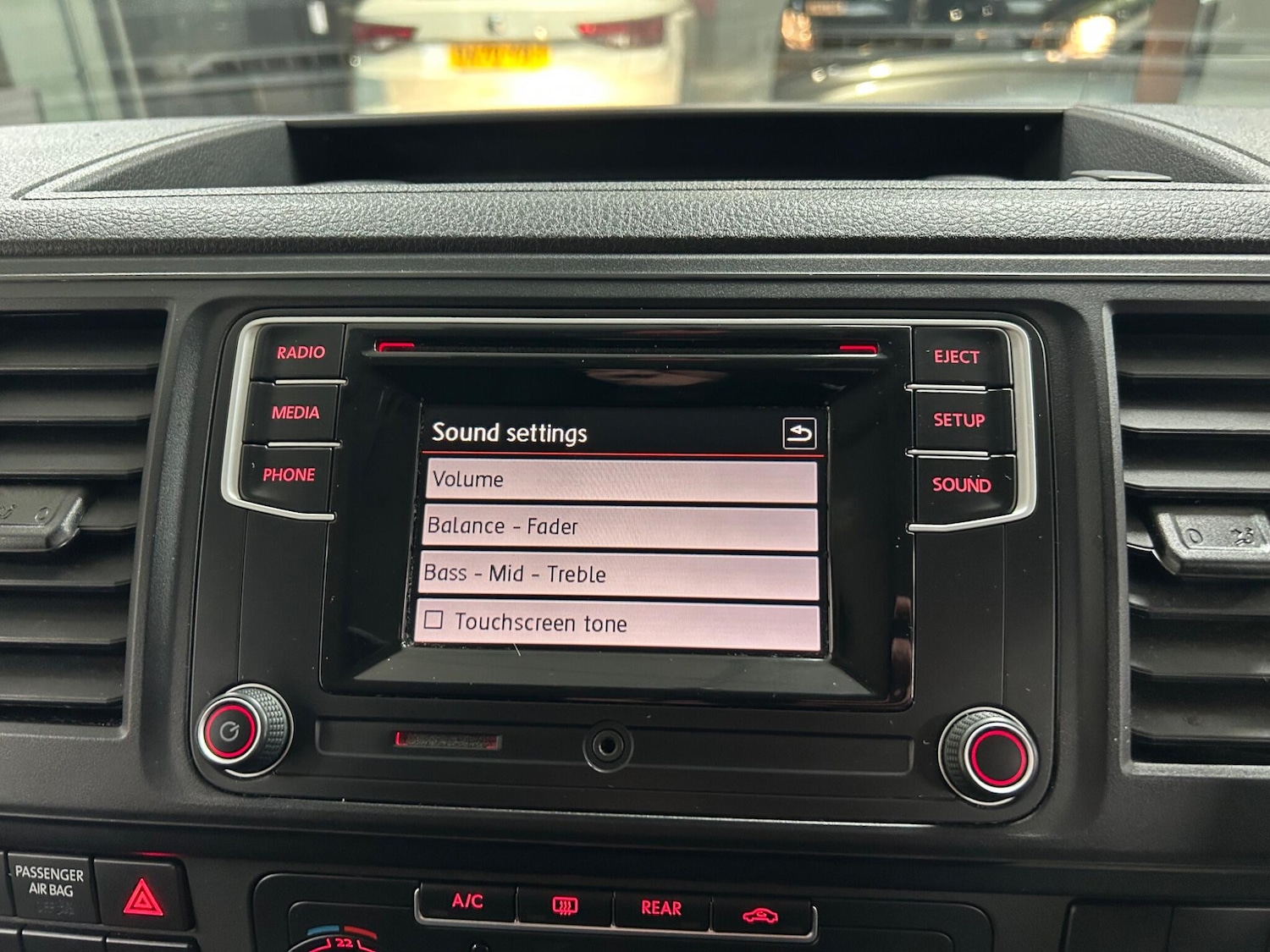 Used Volkswagen Transporter Shuttle for sale - 76441403: Photo 27