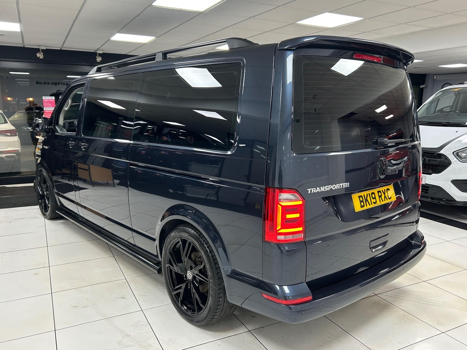 Used Volkswagen Transporter Shuttle for sale - 76441403: Photo 43