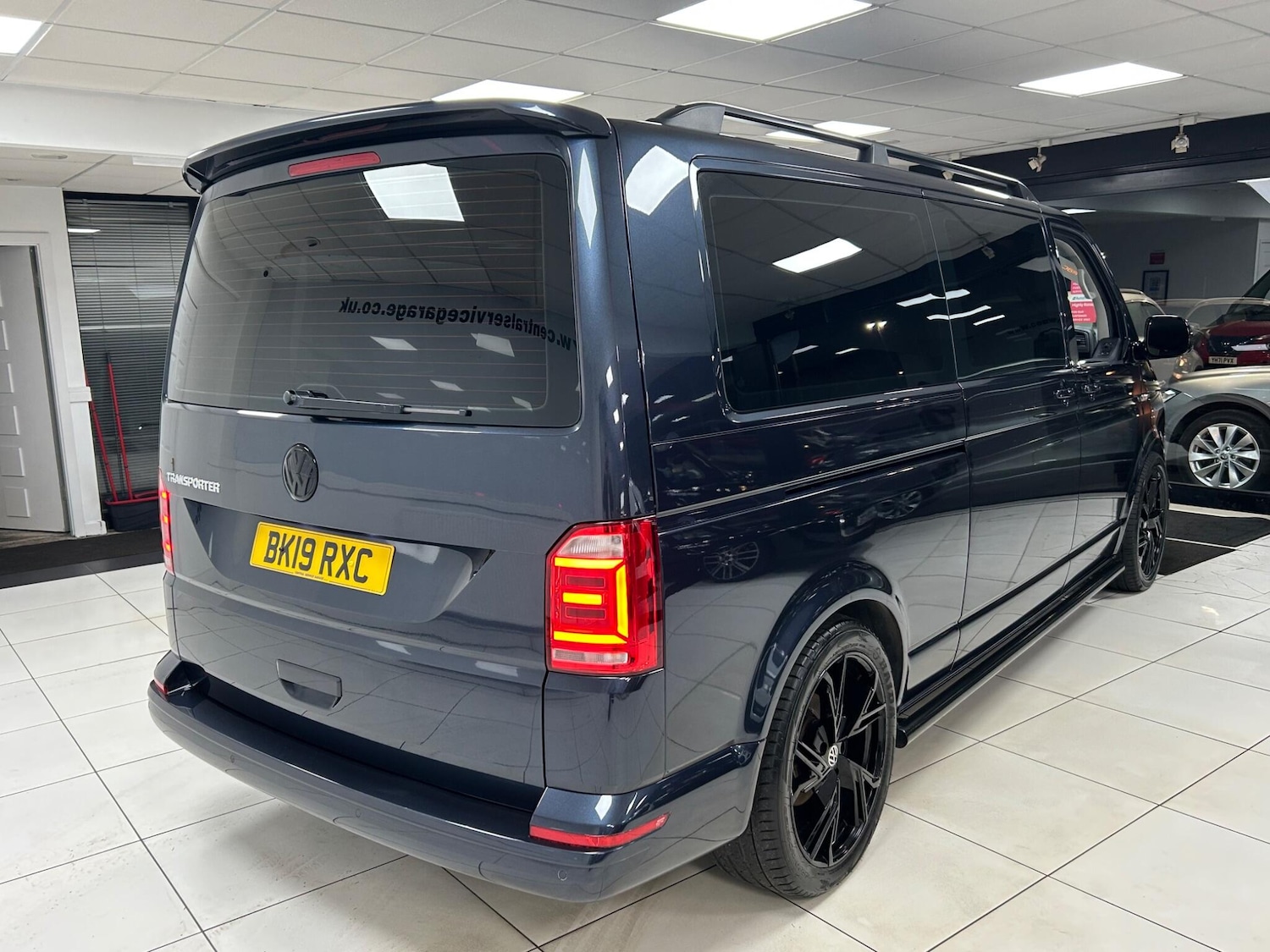 Used Volkswagen Transporter Shuttle for sale - 76441403: Photo 45