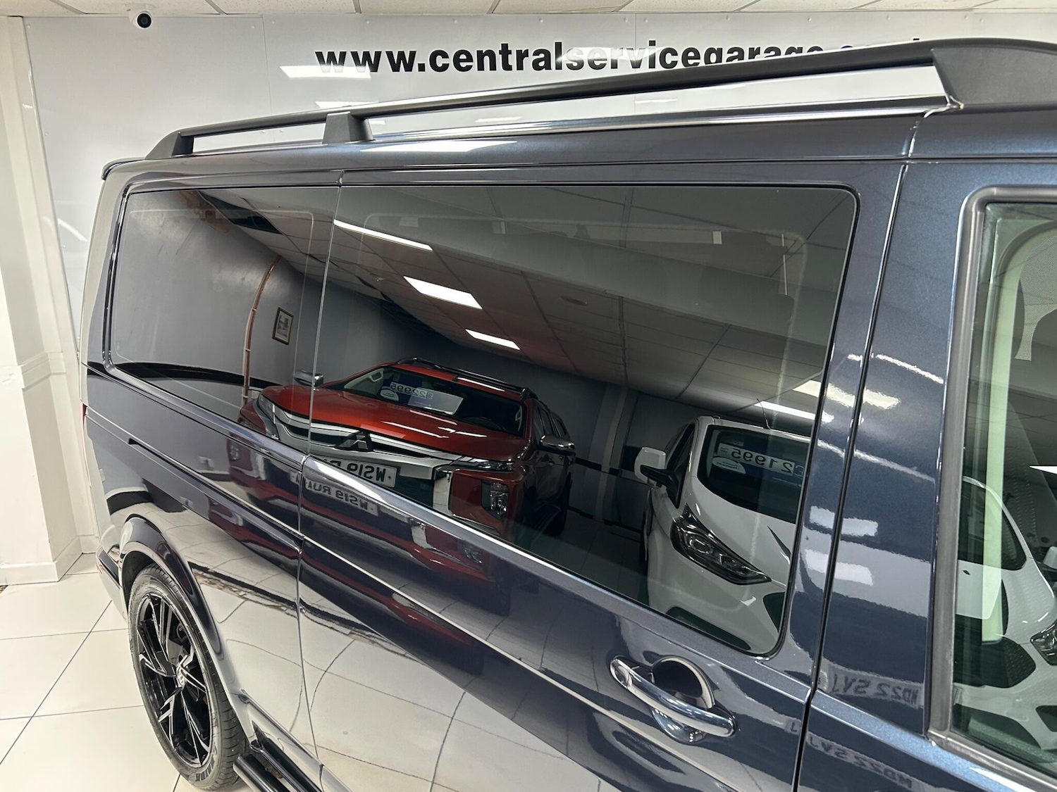 Used Volkswagen Transporter Shuttle for sale - 76441403: Photo 54