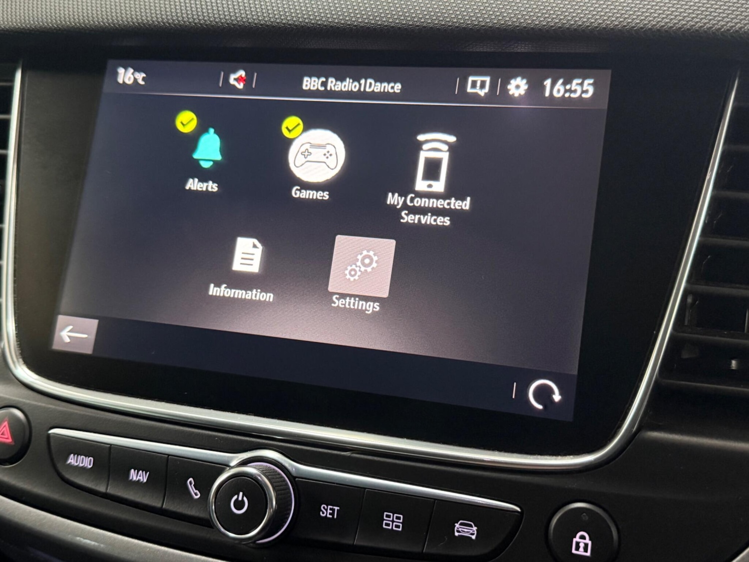 Used Vauxhall Crossland 2022 for sale - 76336559: Photo 28