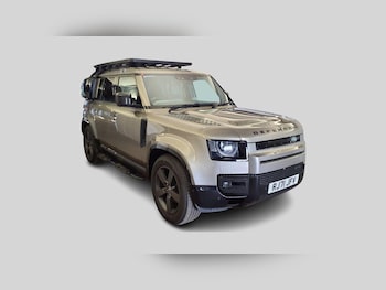 Used Land Rover Defender 2021 for sale - 75634219: Photo