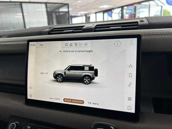 Used Land Rover Defender 110 2021 for sale - 75634219: Photo 35