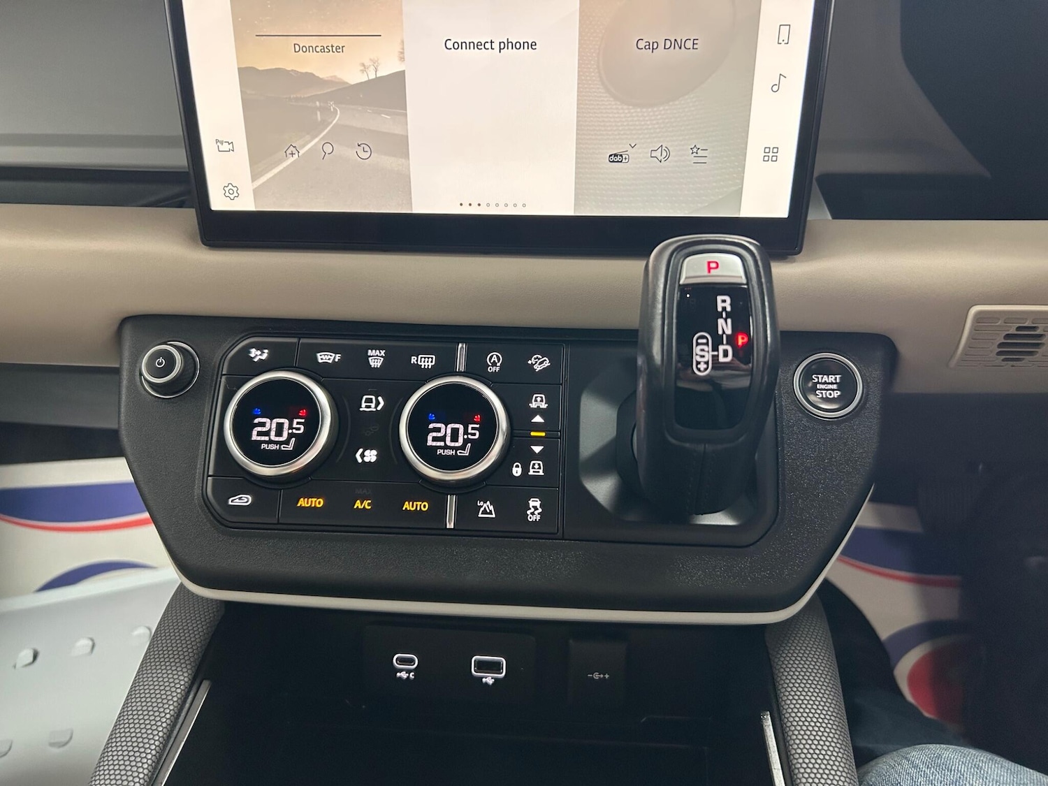 Used Land Rover Defender 110 2021 for sale - 75634219: Photo 49