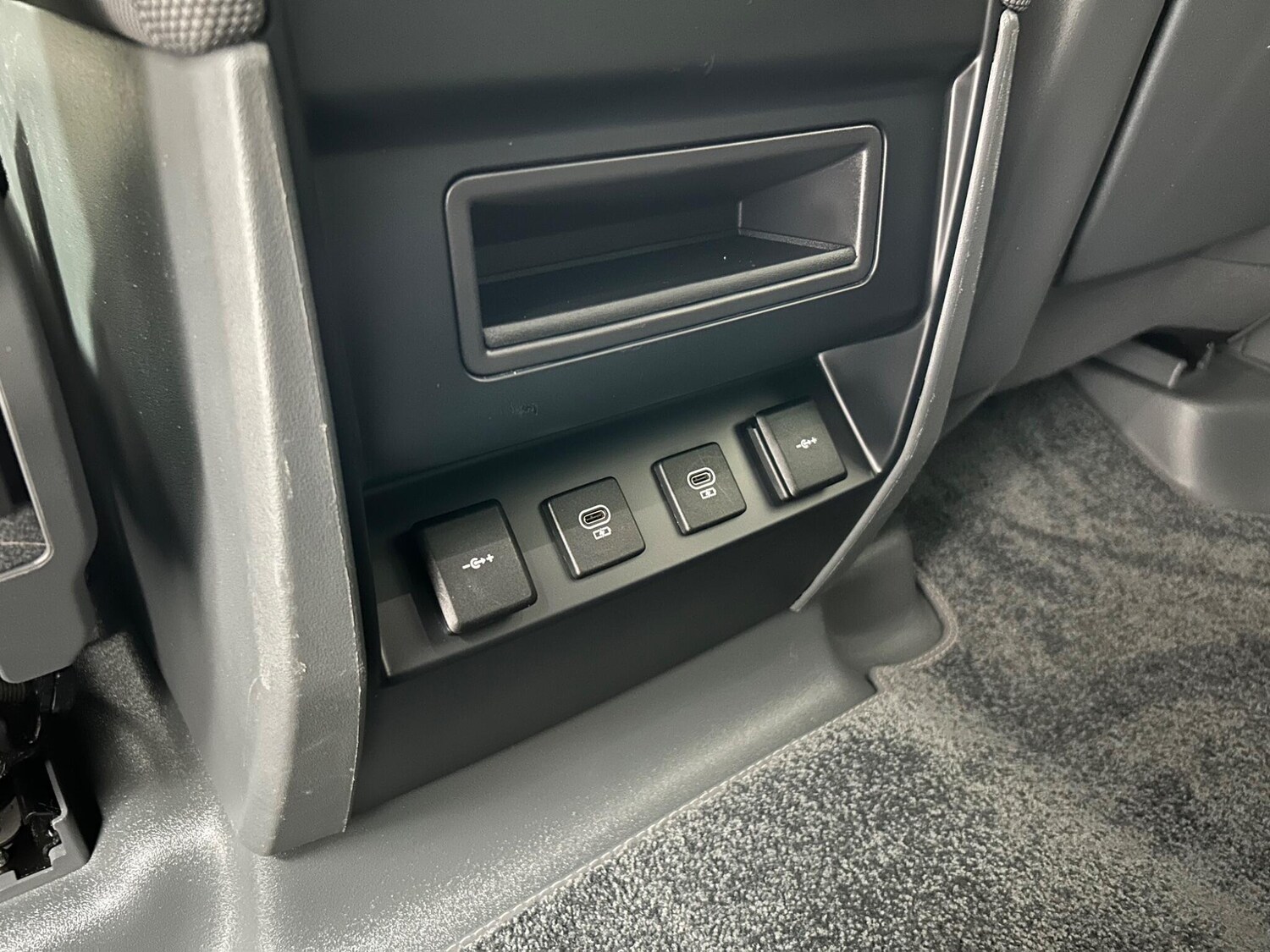 Used Land Rover Defender 110 2021 for sale - 75634219: Photo 64