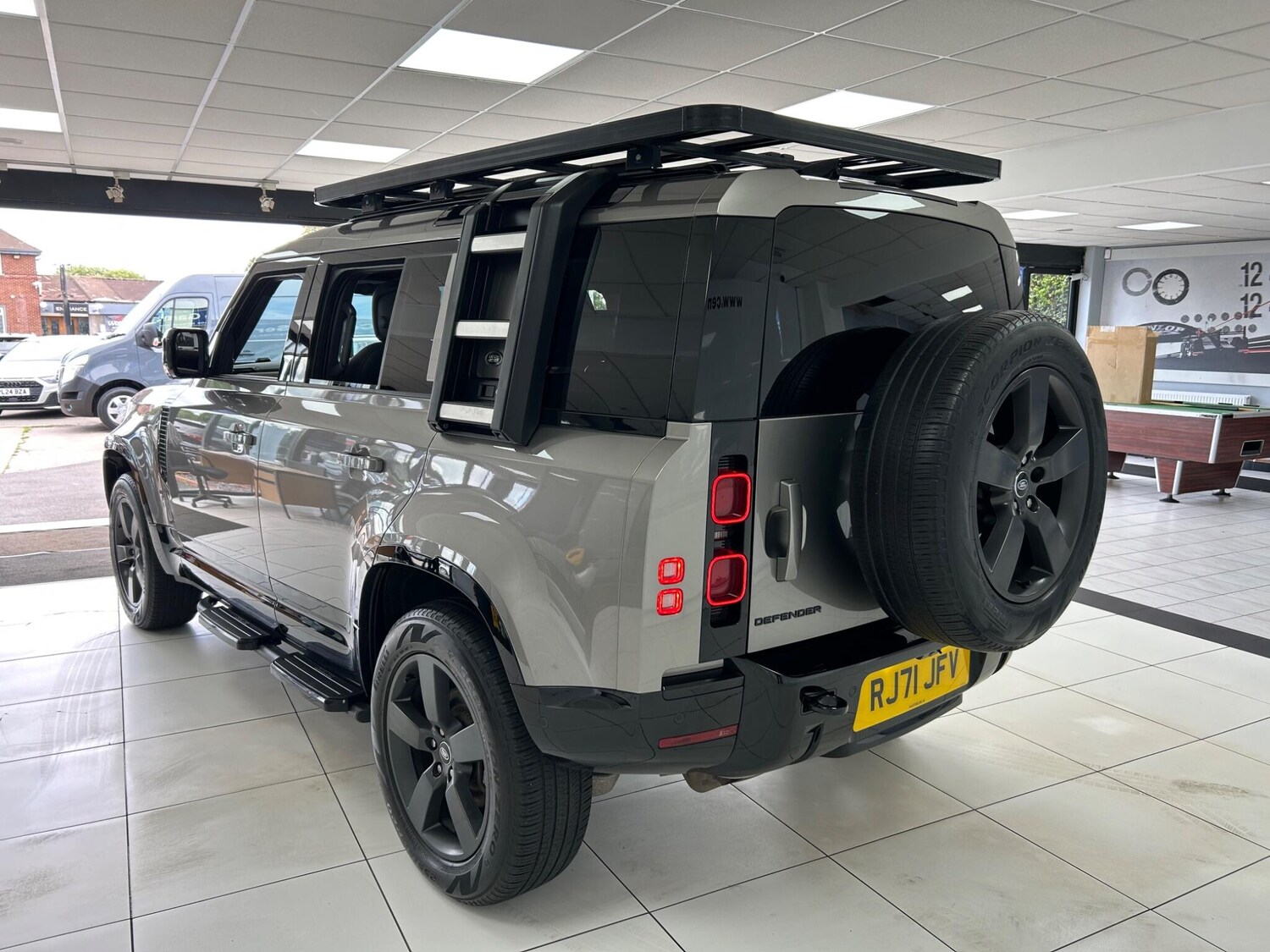 Used Land Rover Defender 110 2021 for sale - 75634219: Photo 67