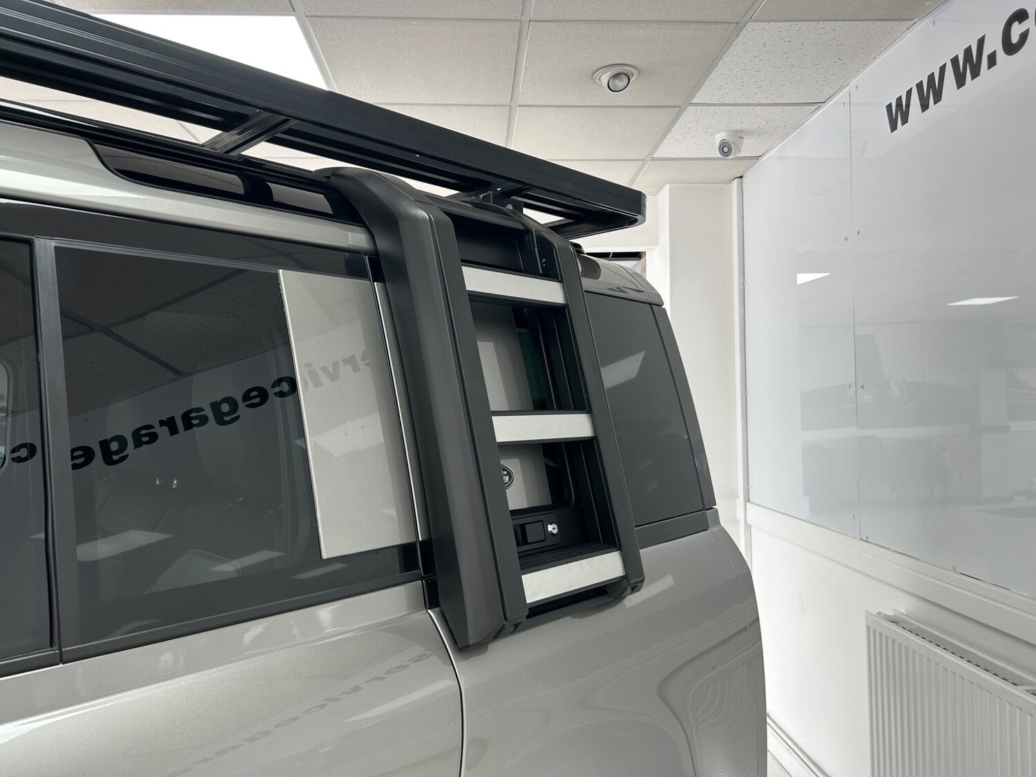 Used Land Rover Defender 110 2021 for sale - 75634219: Photo 74