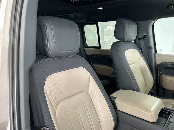 Used Land Rover Defender 110 2021 for sale - 75634219: Photo 7